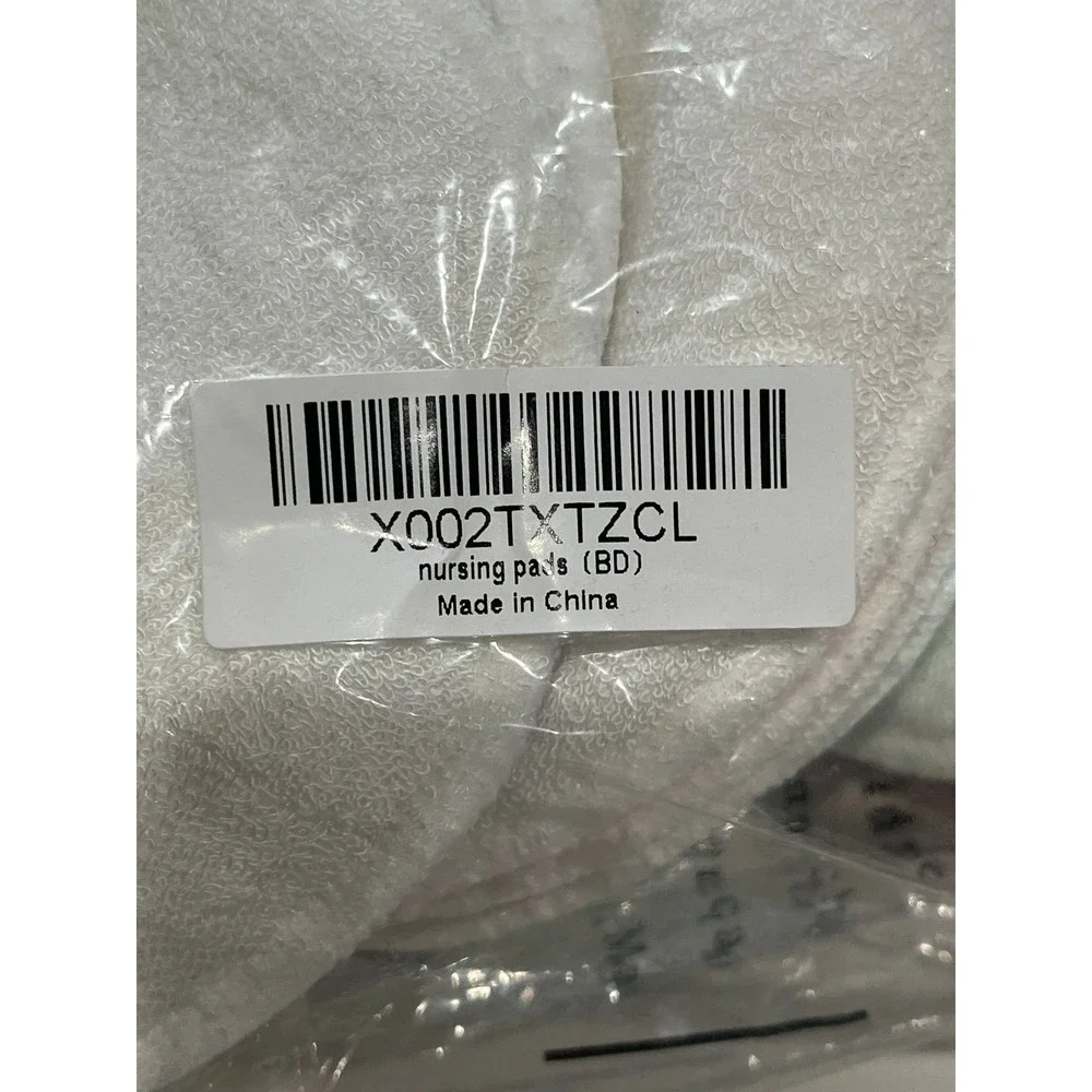 Brand‎ new Breastfeeding Nursing Pads and laundry bag